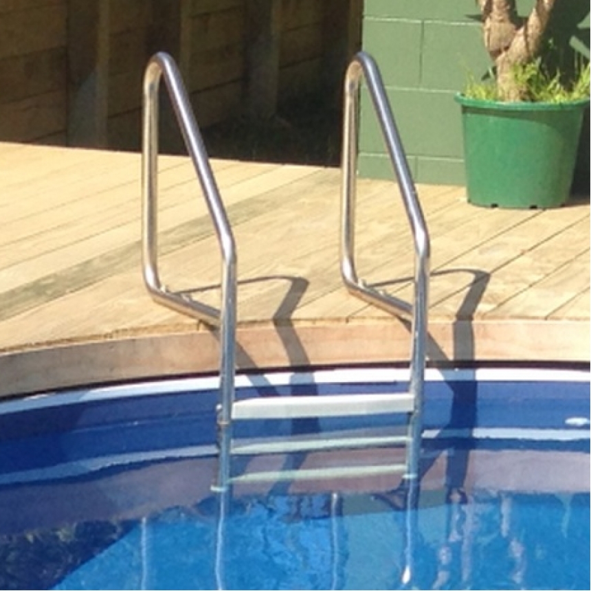 Paramount Pools P Ladder Stainless Steel Water And Pool Systems   P Ladder 